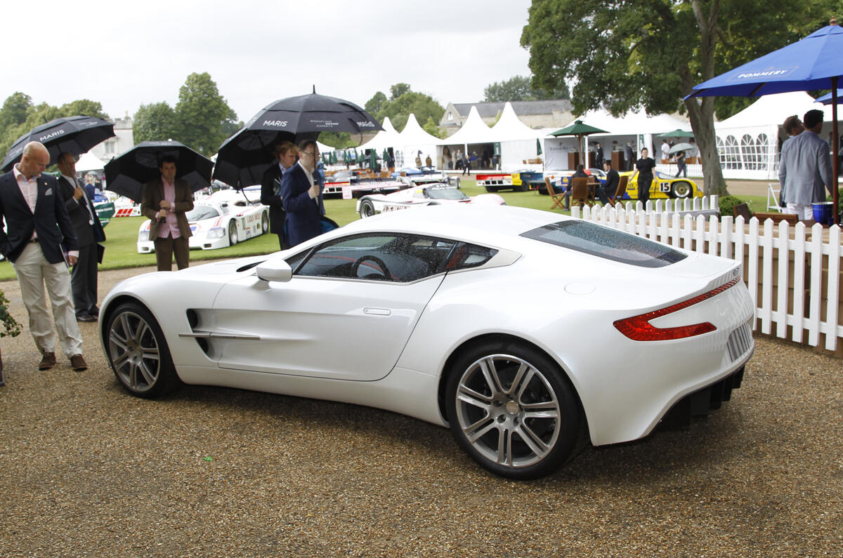 Salon Privé - show report & pics