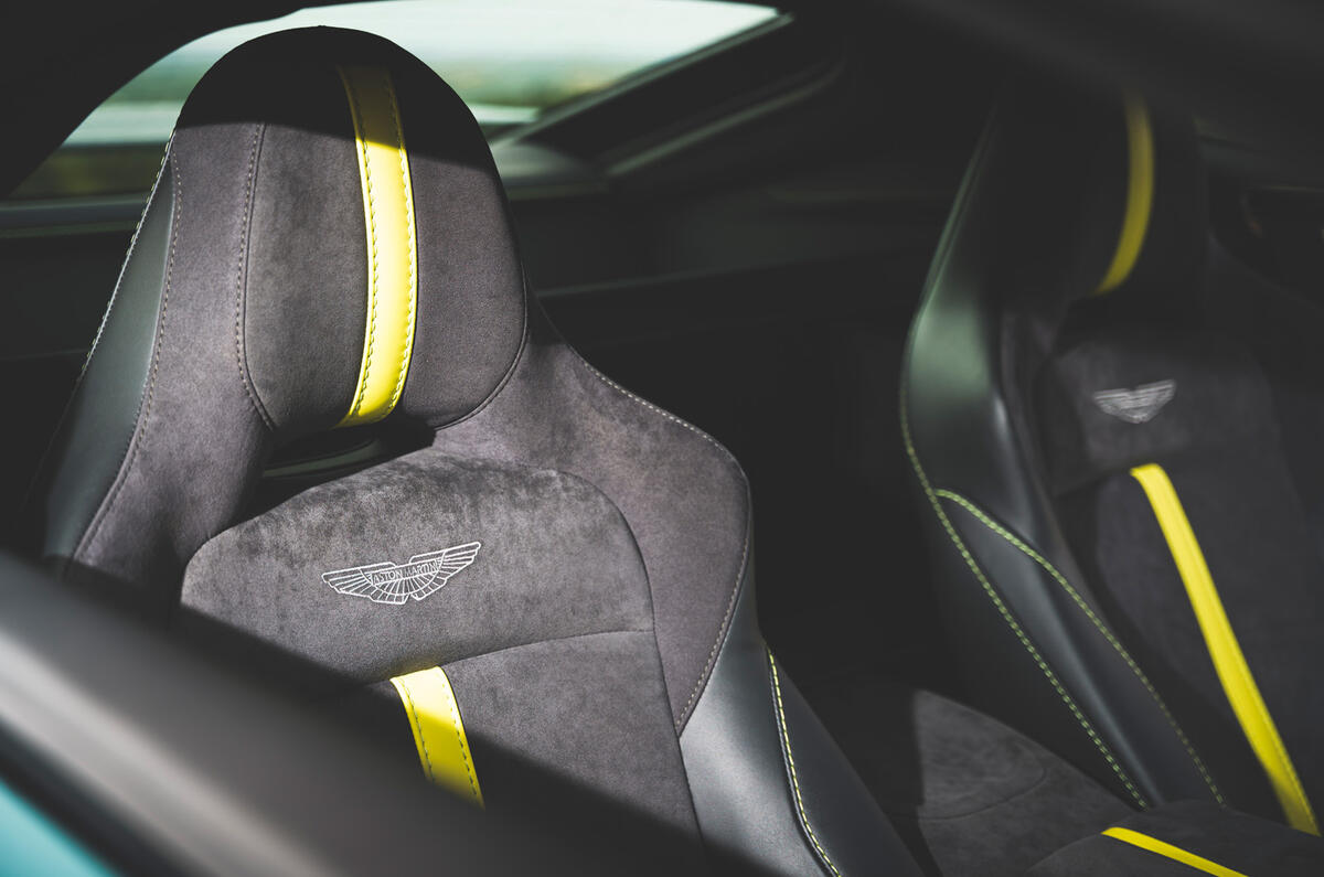 23 Aston Martin Vantage F1 2021 RT seats 23 Aston Martin Vantage F1 2021 RT seats