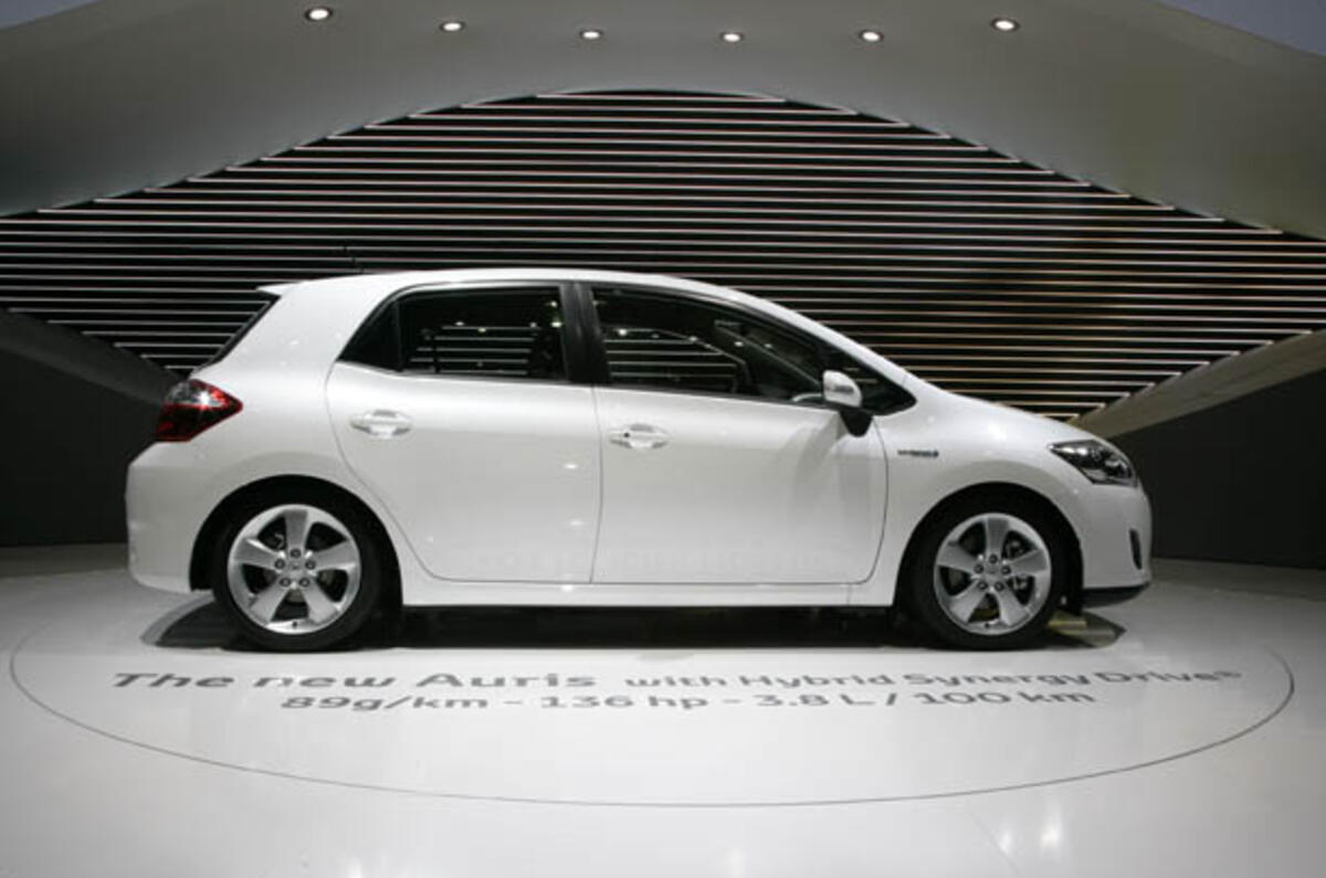 Geneva motor show: Toyota Auris HSD