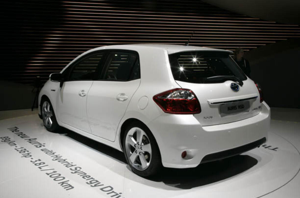 Geneva motor show: Toyota Auris HSD