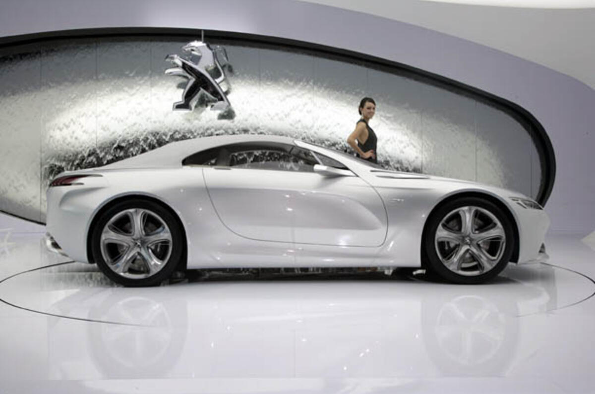 Geneva motor show: Peugeot SR1