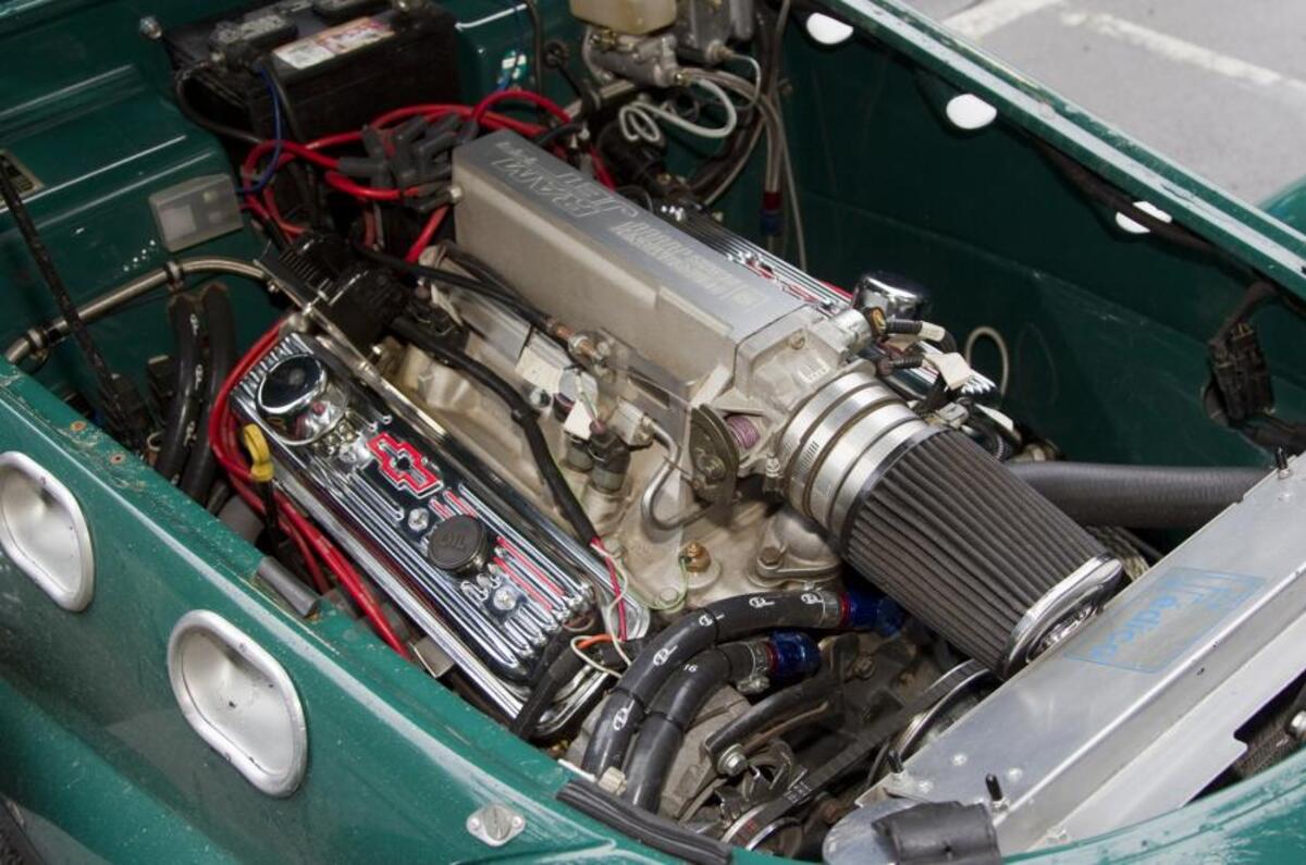 5.8-litre V8 Allard J2X Mk2 Chevy engine