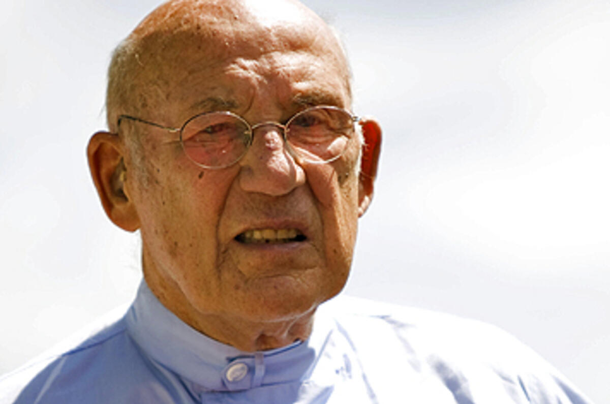 Stirling Moss: 'Schu's past it'