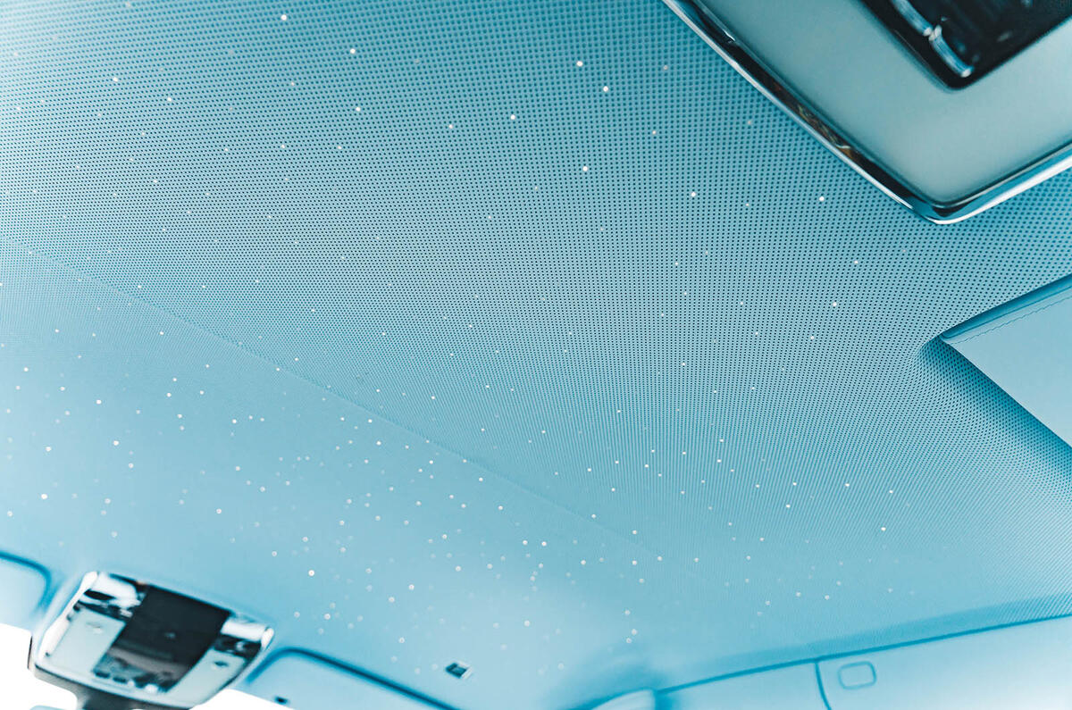 23 Rolls Royce Phantom S2 starlight headliner