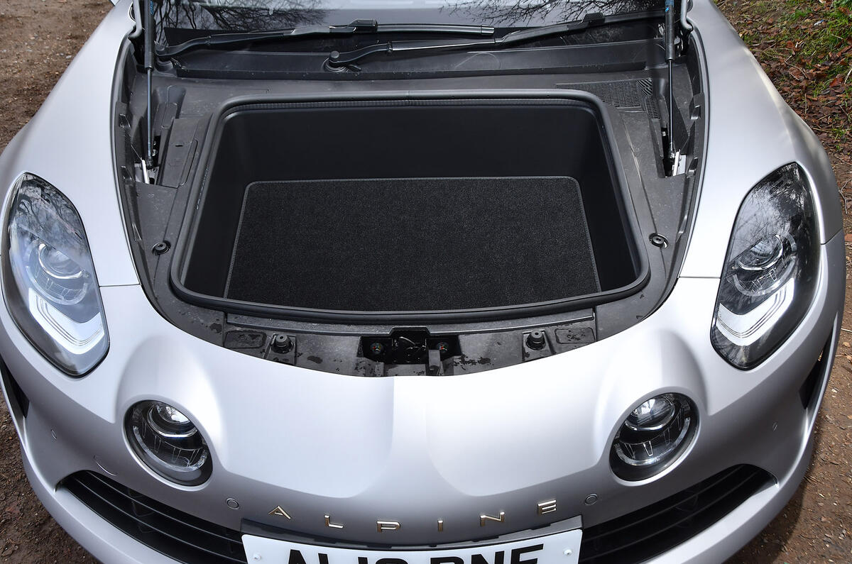 24 Alpine A110 Legende GT 2022 RT froot