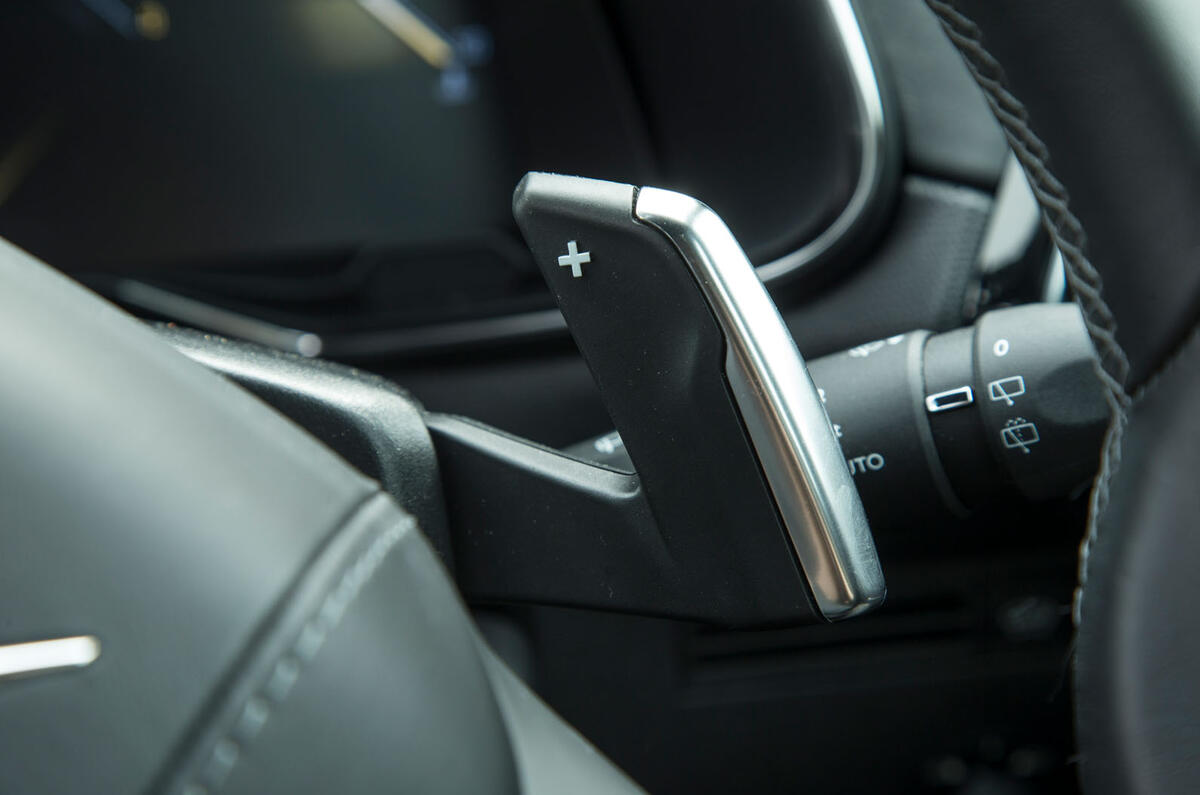 DS 7 Crossback 2018 road test review paddle shifters