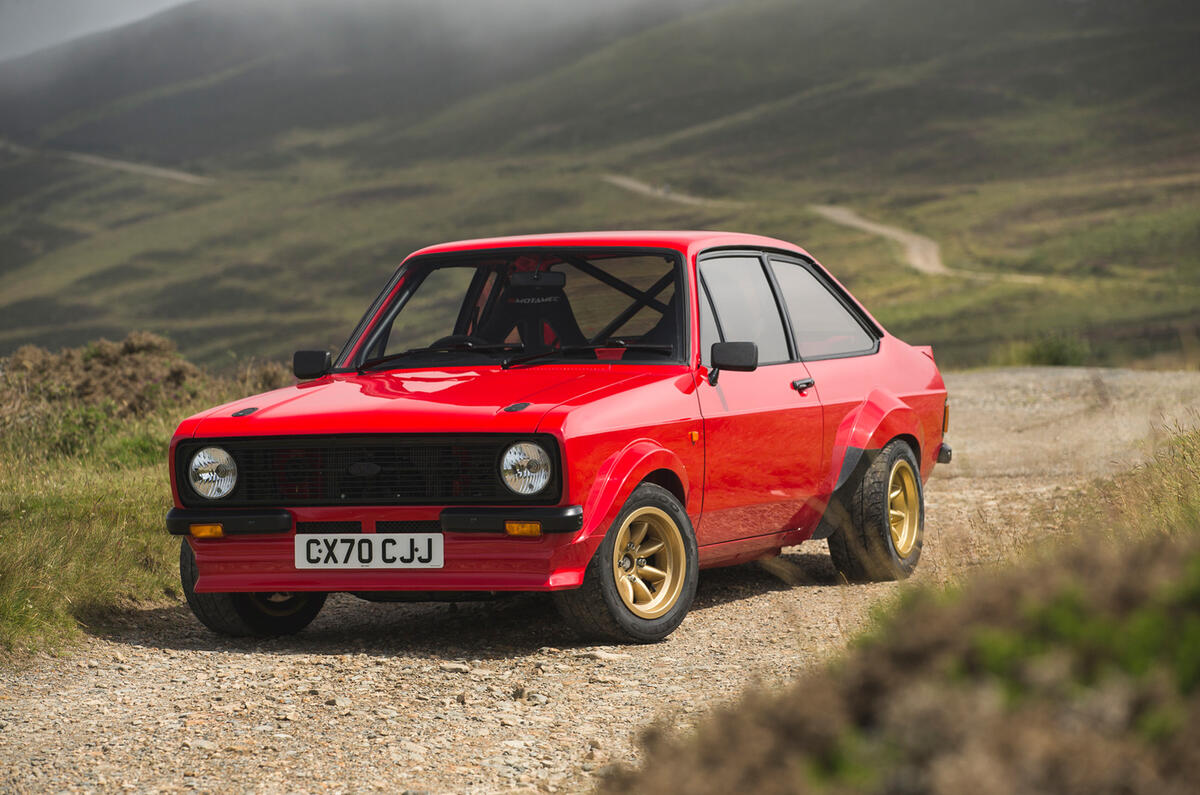 24 MST Mk2 2021 rt static front