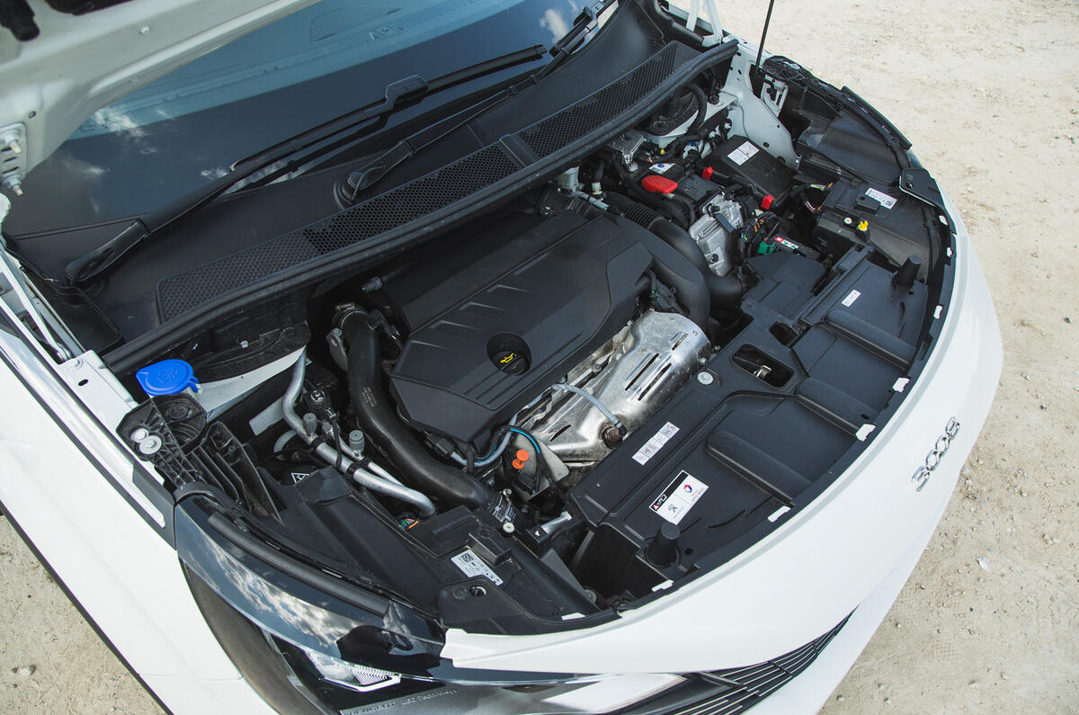 24 Peugeot 3008 2021 RT engine 24 Peugeot 3008 2021 RT engine