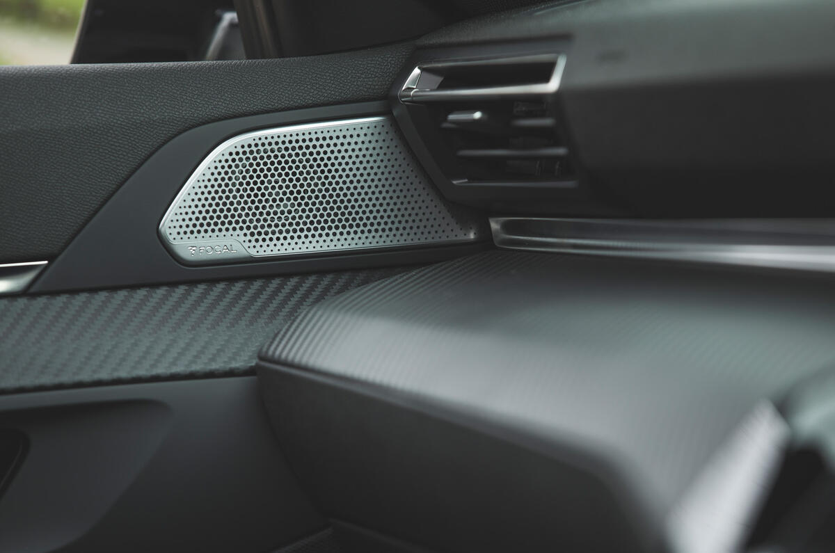 24 Peugeot 508 PSE SW 2021 RT speakers