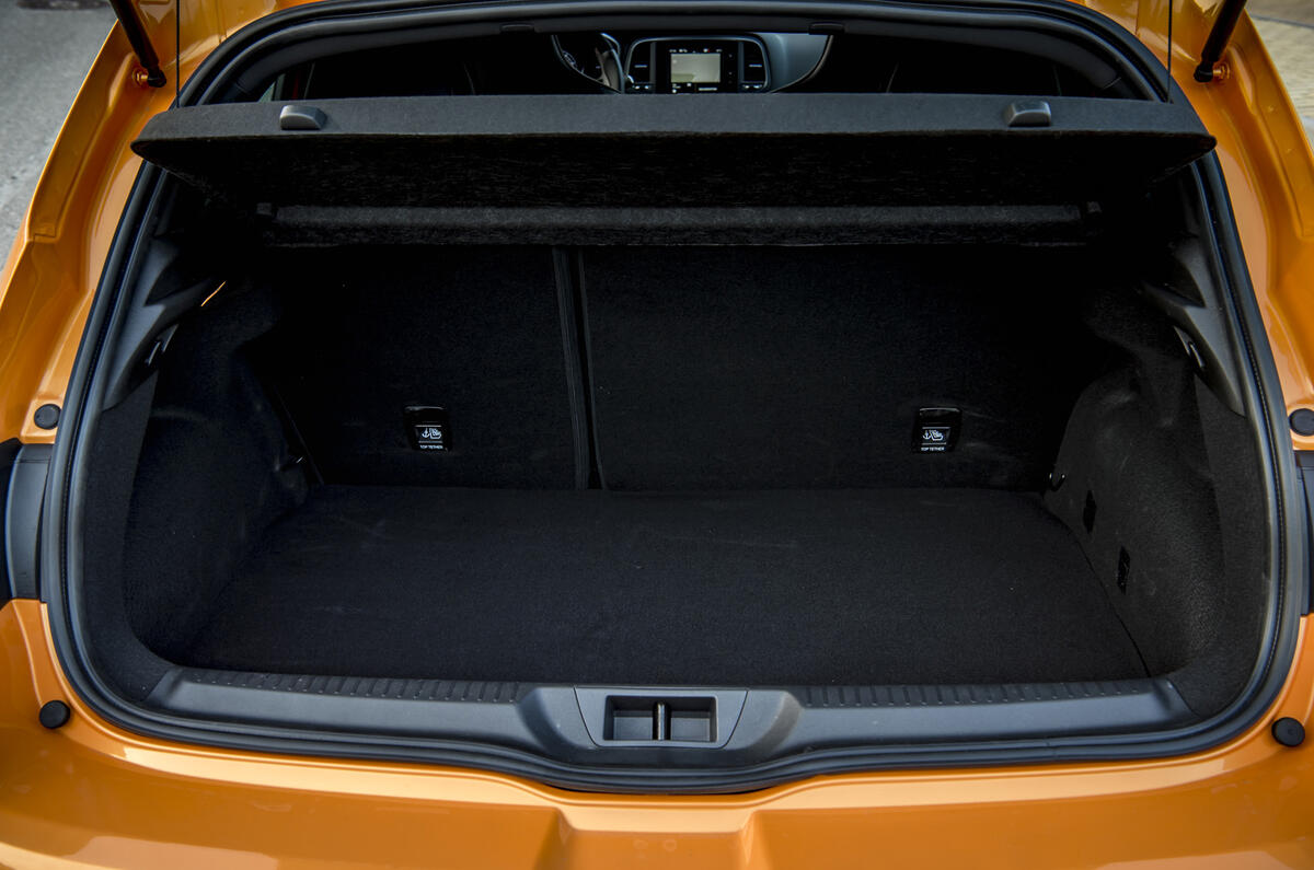 Renault Megane RS 280 2018 road test review boot space