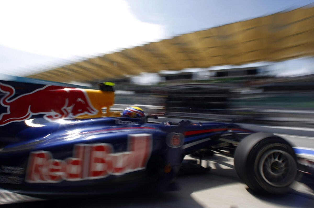 Hamilton fastest in F1 practice