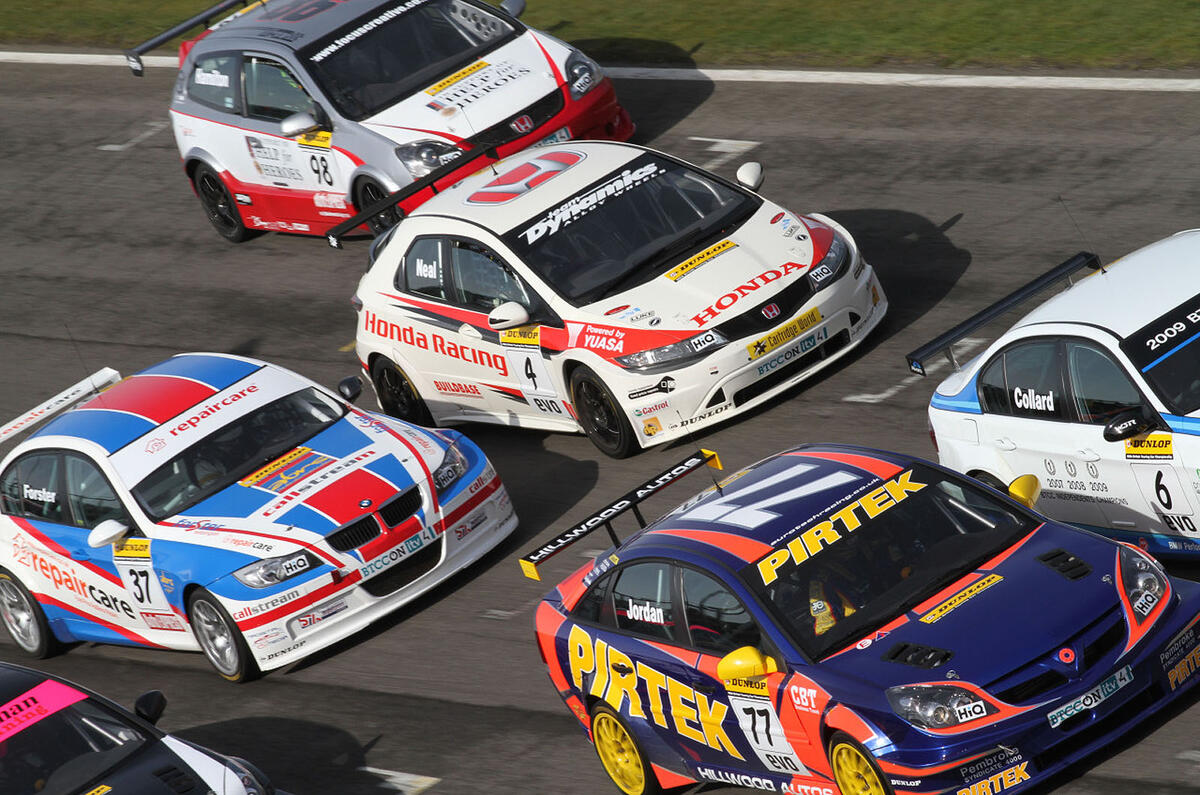 Record entry for 2011 BTCC