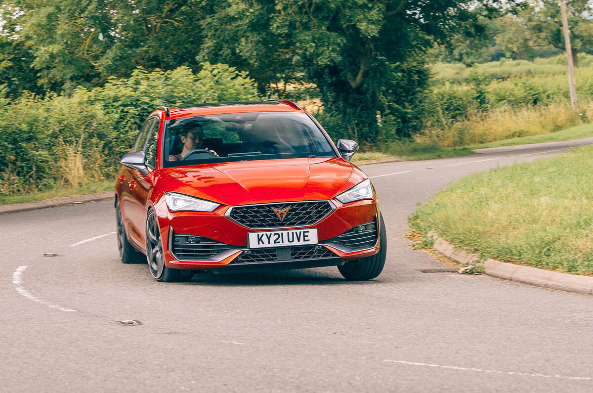 25 Cupra Leon Estate 2021 road test review cornering 25 Cupra Leon Estate 2021 road test review cornering