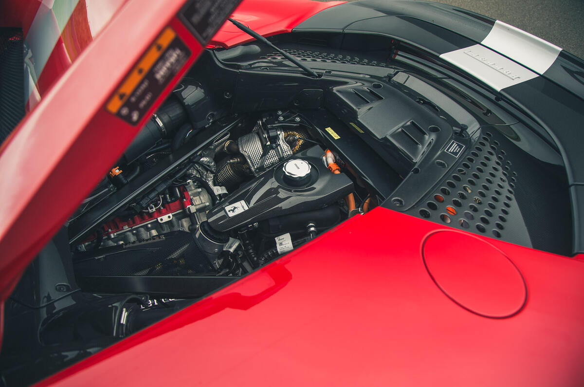 25 Ferrari SF90 Stradale 2021 road test review engine details