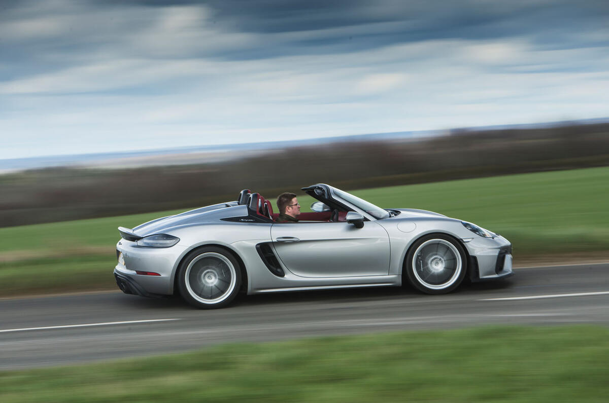 Porsche 718 Spyder 2020 road test review - on the road side