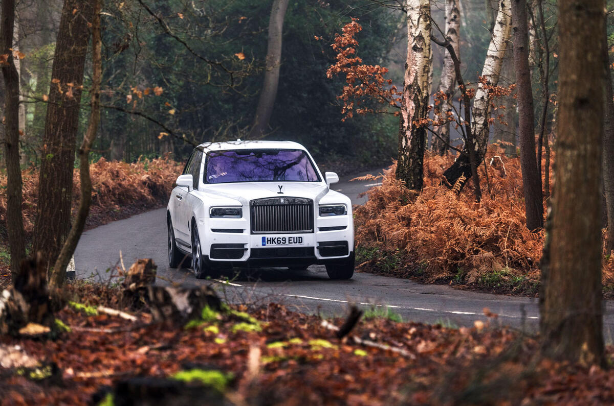Rolls Royce Cullinan 2020 road test review - cornering front