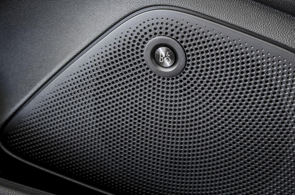 Ford Fiesta Active 2018 road test review speakers