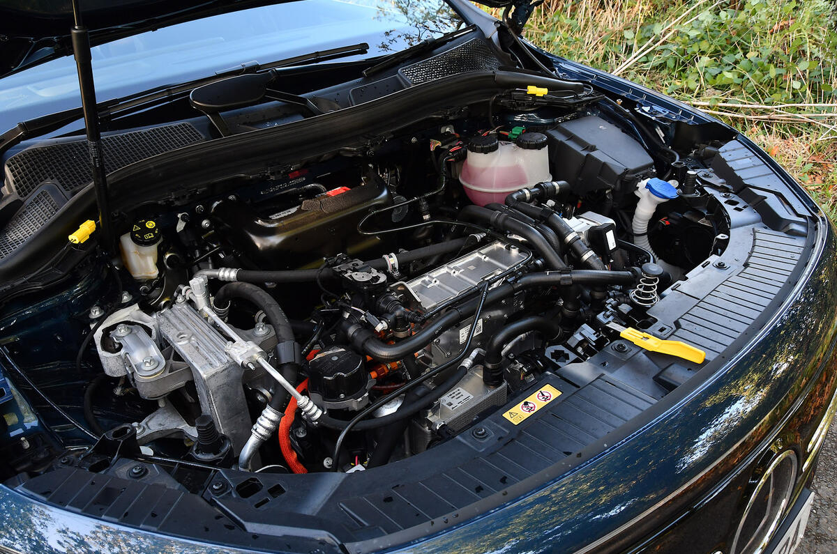 26 Mercedes Benz EQA 2021 road test review motor 26 Mercedes Benz EQA 2021 road test review motor