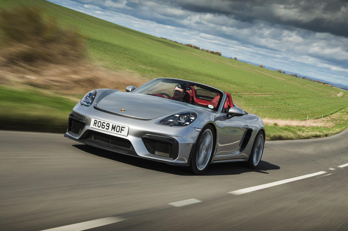 Porsche 718 Spyder 2020 road test review - on the road tracking