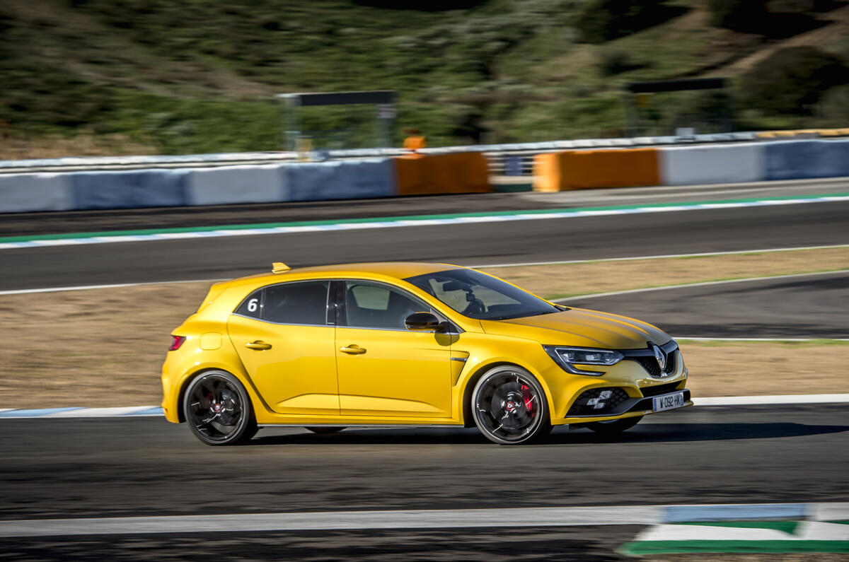 Renault Megane RS 280 2018 road test review side profile