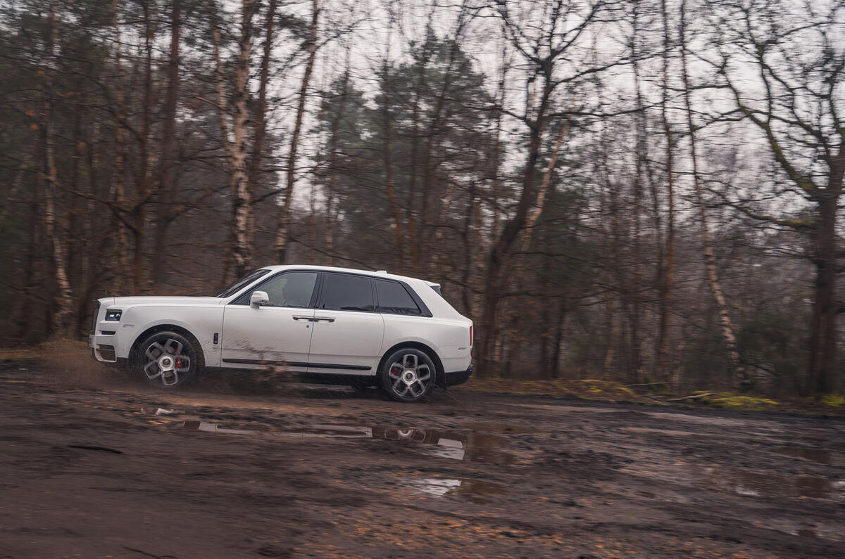 Rolls Royce Cullinan 2020 road test review - offroad