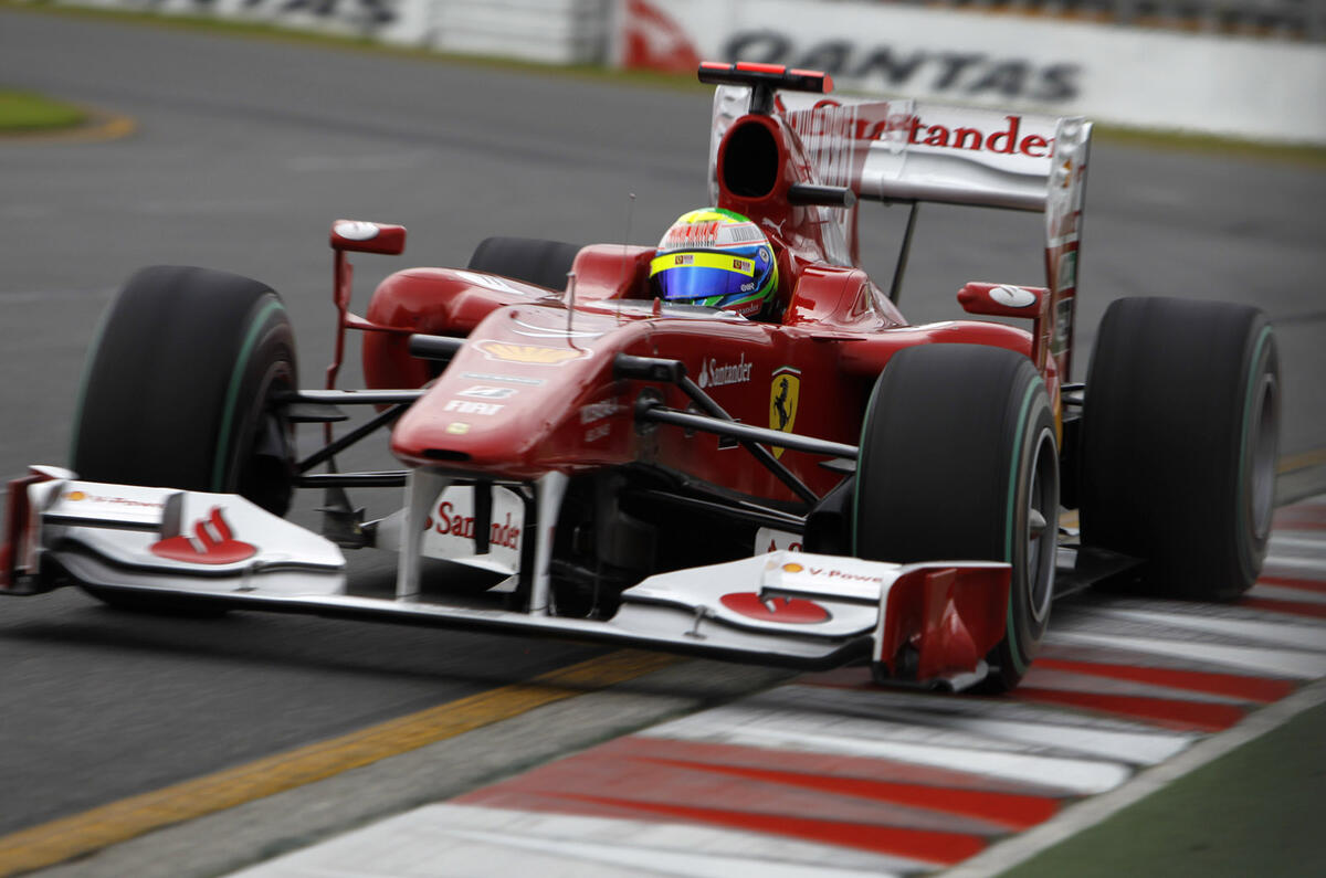 Hamilton tops Aus F1 practice