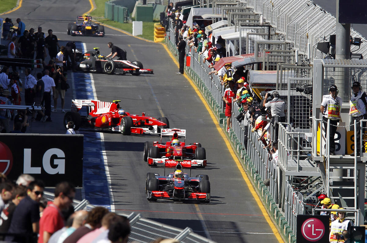 Hamilton tops Aus F1 practice