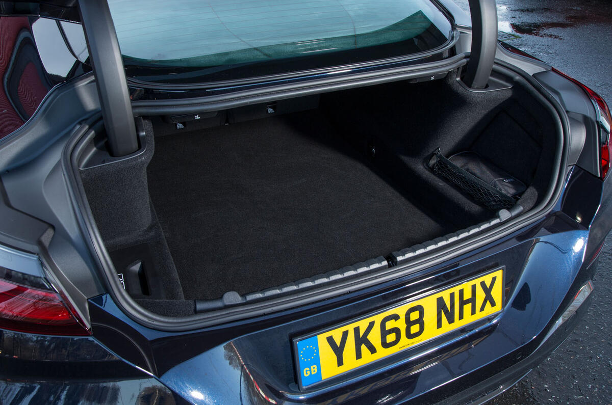 BMW 8 Series Coupé 2019 road test review - boot space