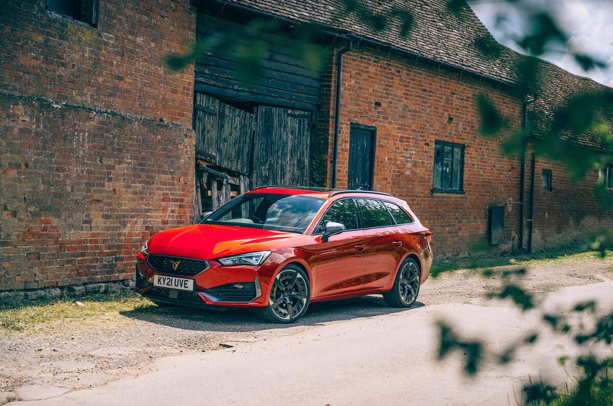 27 Cupra Leon Estate 2021 road test review static 27 Cupra Leon Estate 2021 road test review static