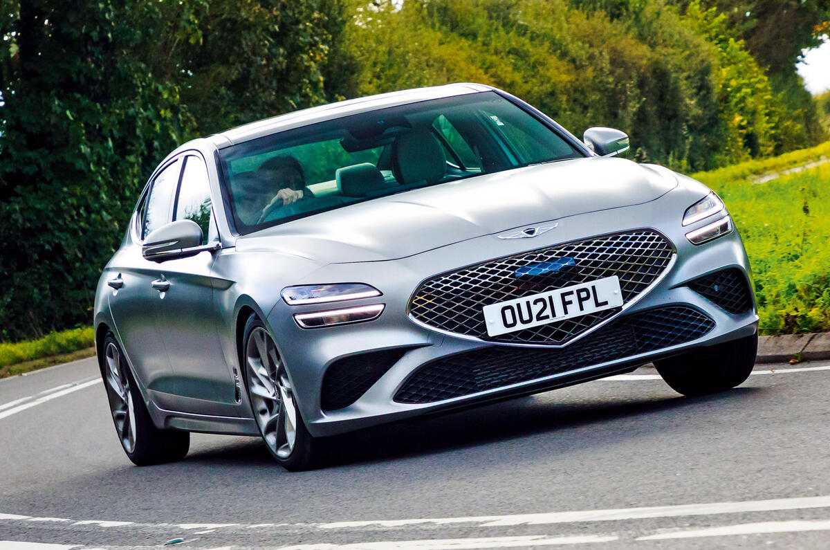 27 Genesis G70 2021 road test review cornering front