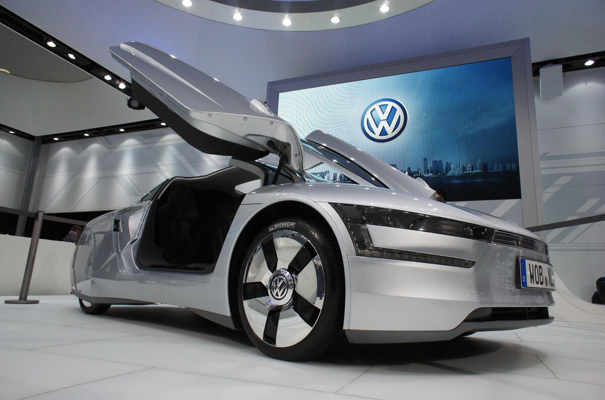 Qatar motor show report & pics