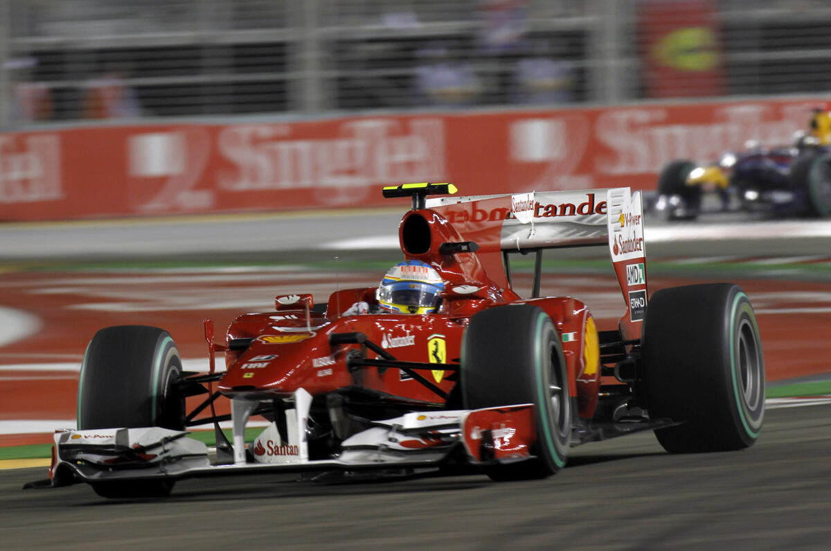 Alonso wins Singapore Grand Prix