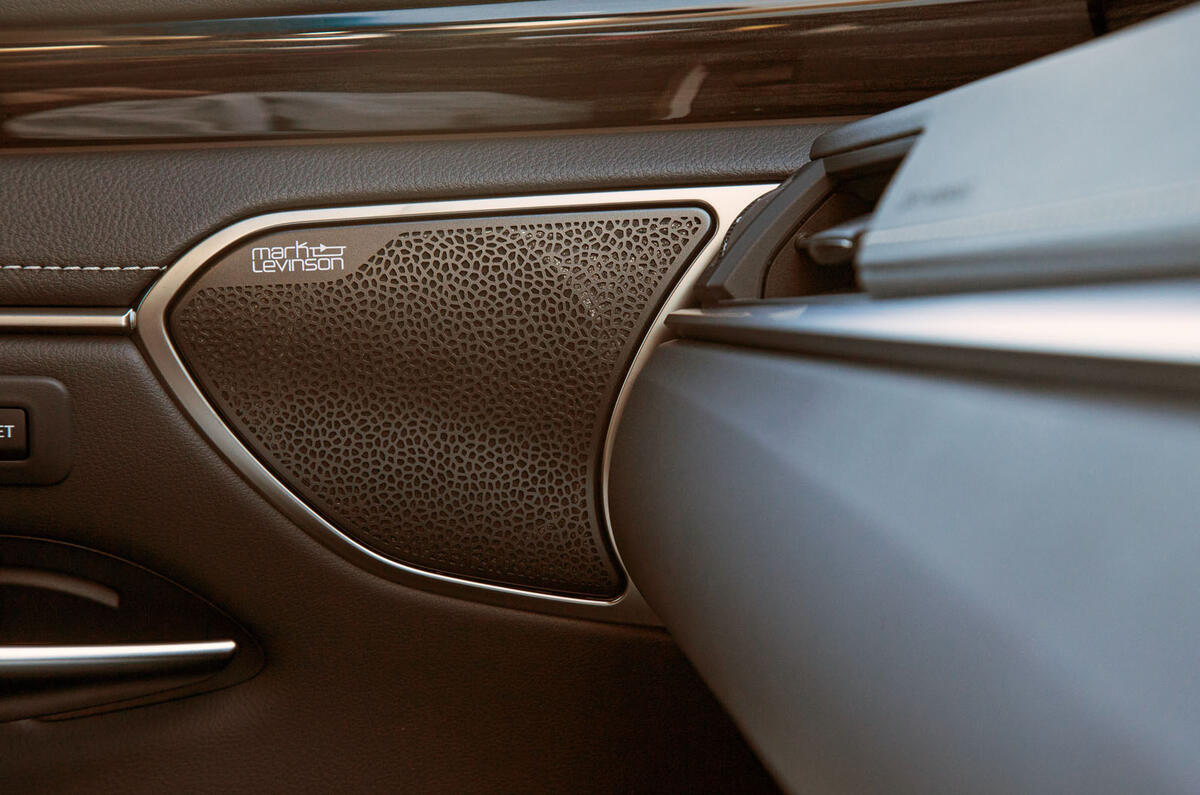 Lexus ES 2019 road test review - speakers