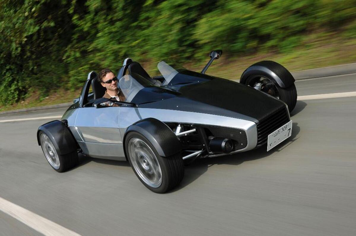 Ken Okuyama KO7 front quarter