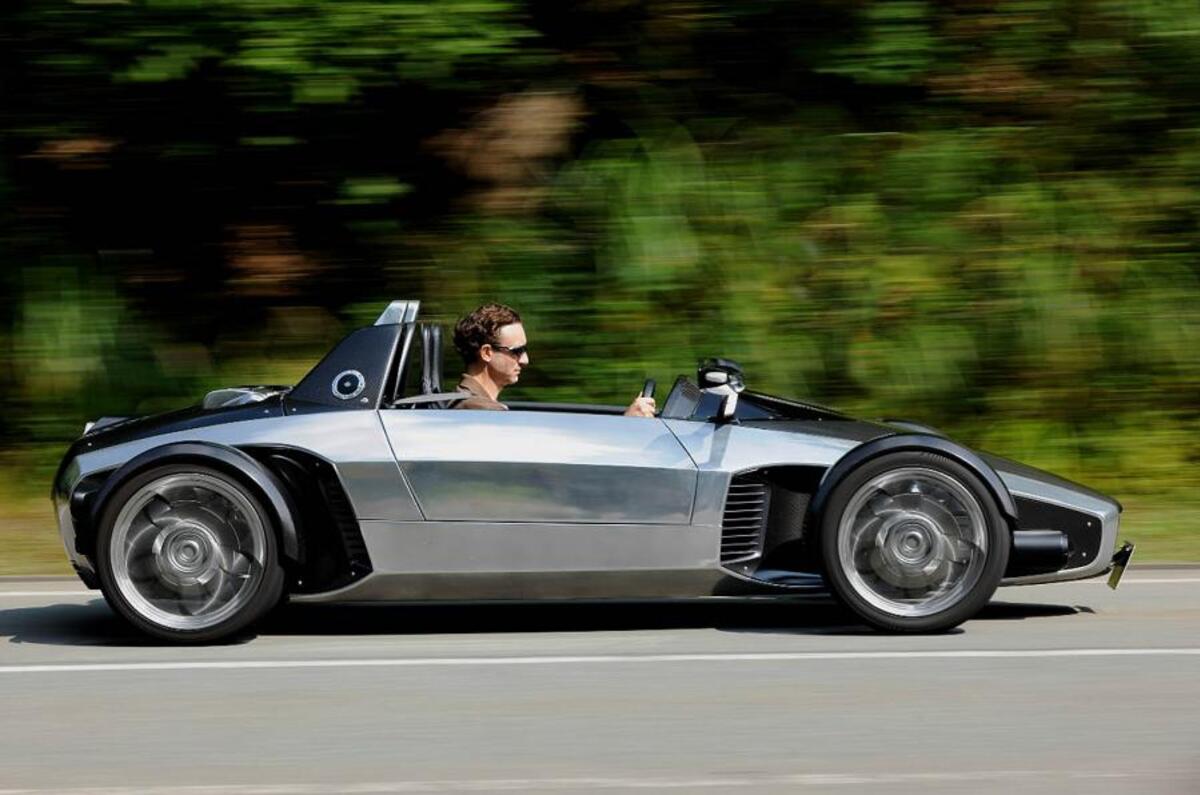 Ken Okuyama KO7 side profile