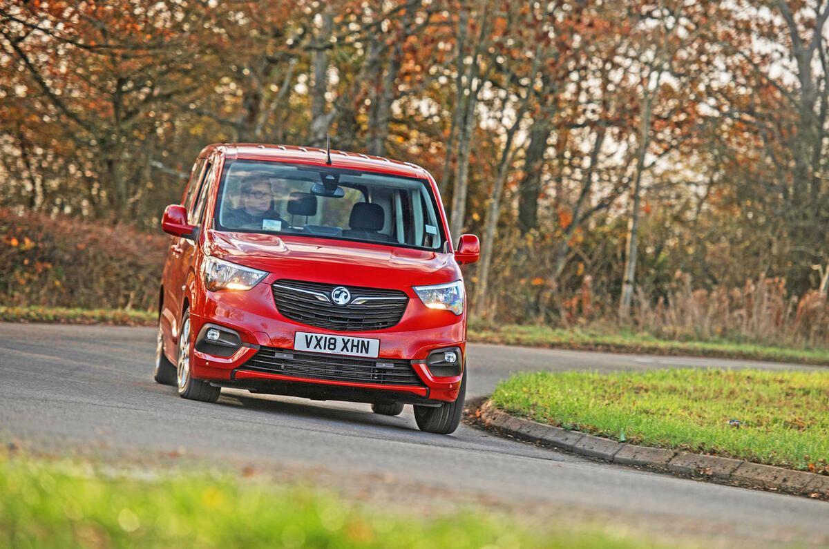 Vauxhall Combo Life 2018 road test review - cornering front
