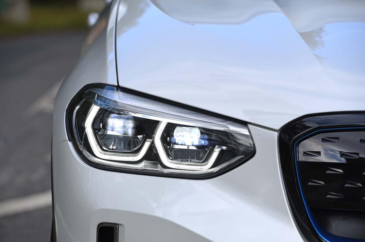 3 BMW iX3 2021 FD Headlight 3 BMW iX3 2021 FD Headlight