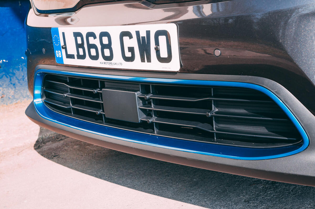 Kia e-Niro 2019 road test review - front grille