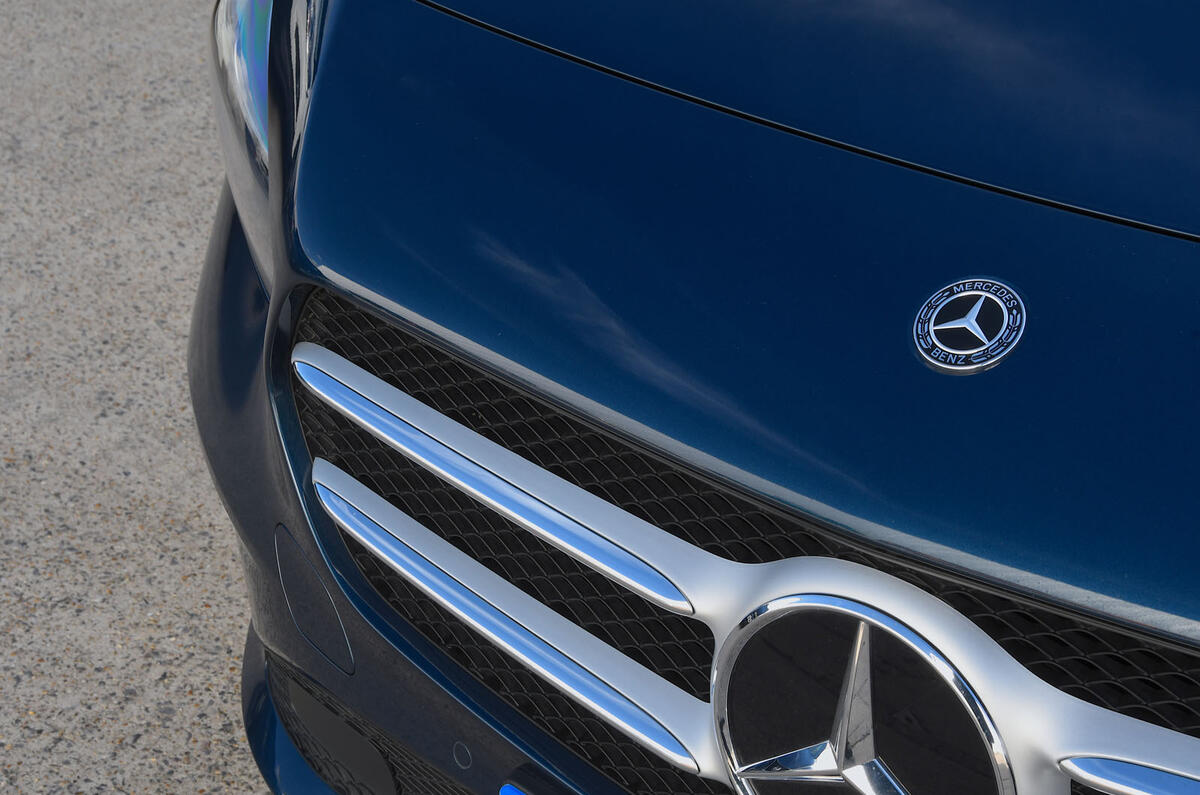 Mercedes-Benz B-Class 2019 road test review front grillle