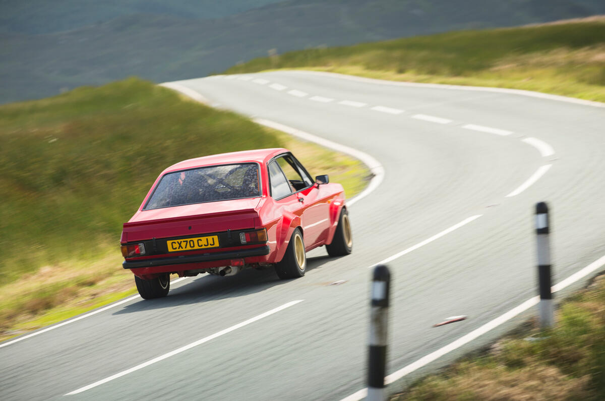 3 MST Mk2 2021 rt hero rear