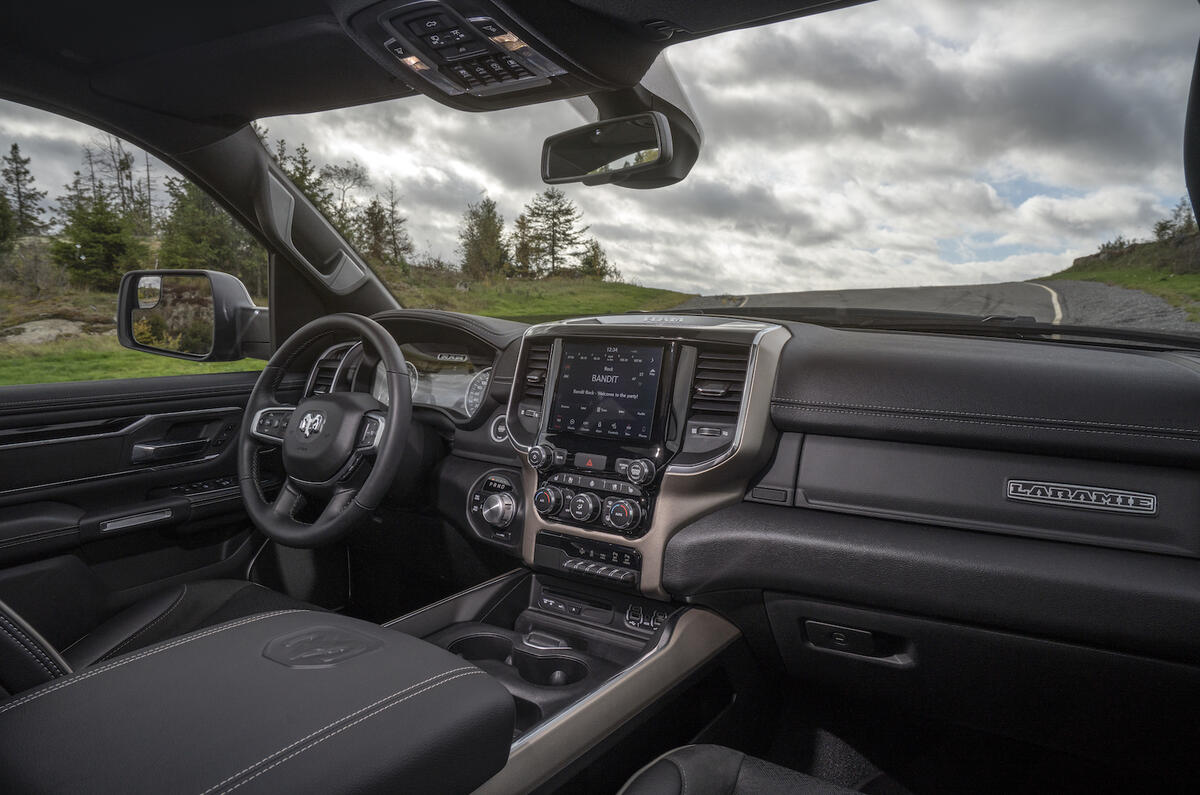 RAM 1500 Laramie 5.8 V8 2018 review - interior