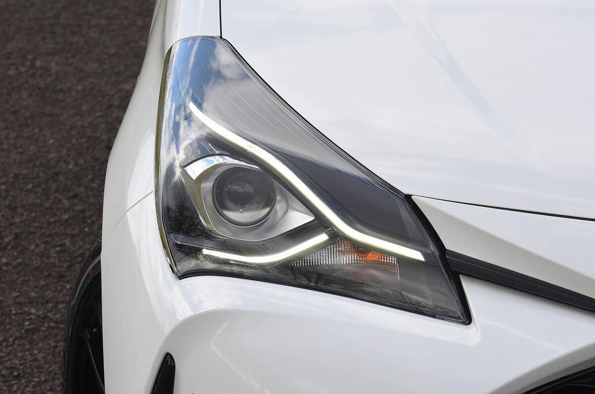 Toyota Yaris GRMN headlights