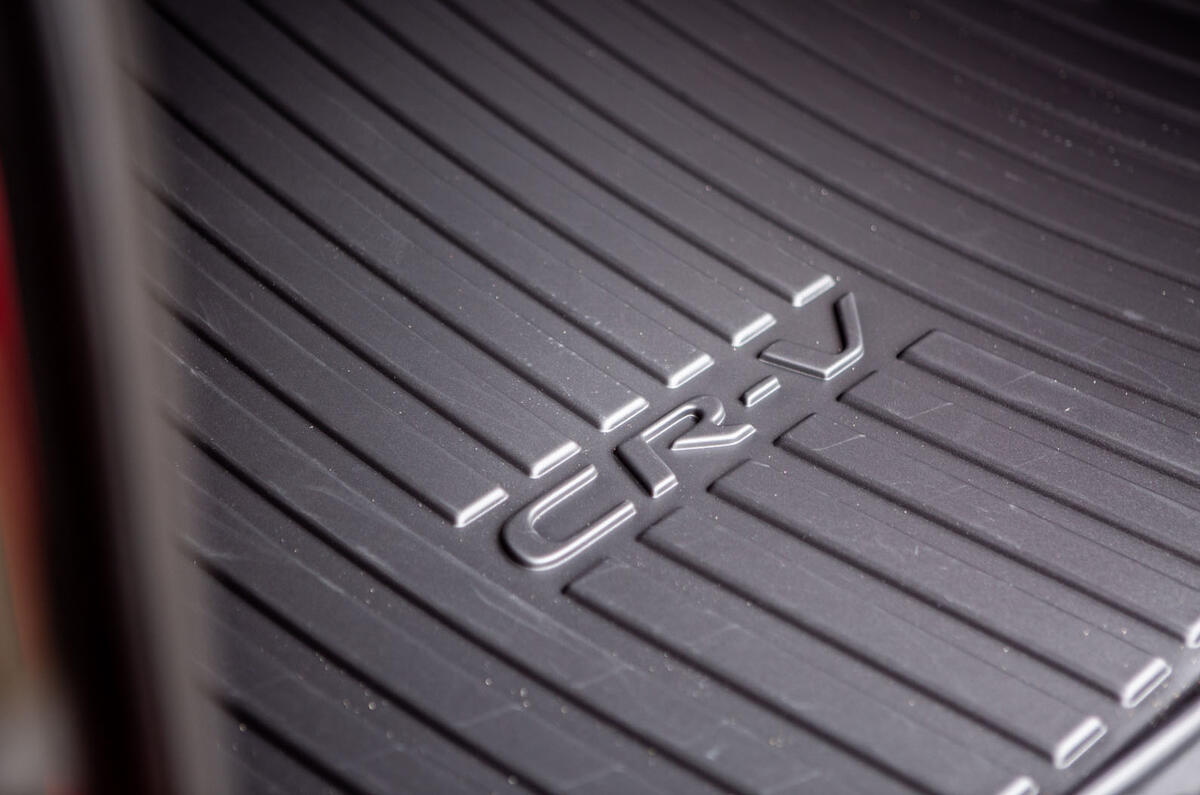 Honda CR-V 2018 road test review - boot liner