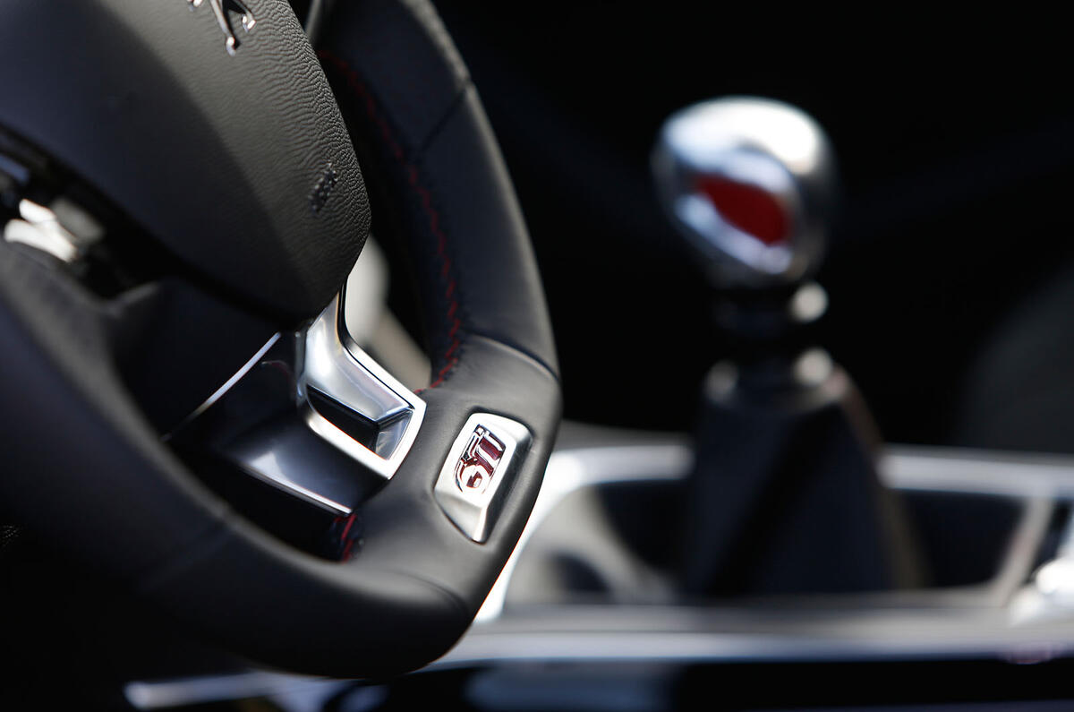 Peugeot 308 GTi manual gearbox