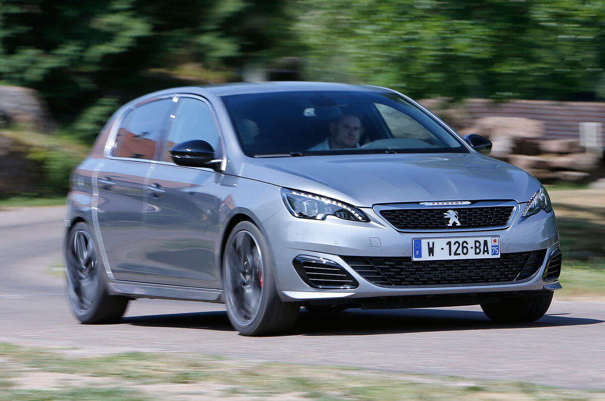 4 star Peugeot 308 GTi 270