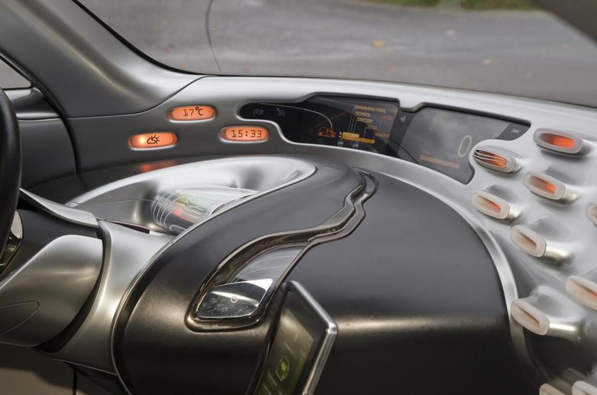 Renault Frendzy dashboard