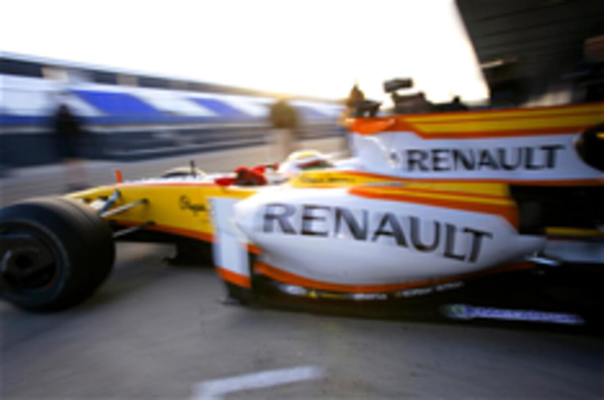 Crunch talks for Renault F1 team