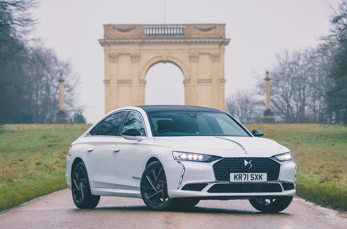 32 DS 9 2022 road test review static