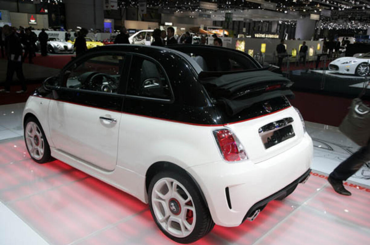 Geneva motor show: Fiat 500C Abarth