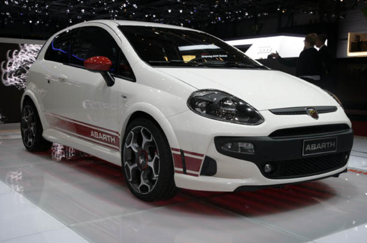 Geneva motor show: Fiat 500C Abarth
